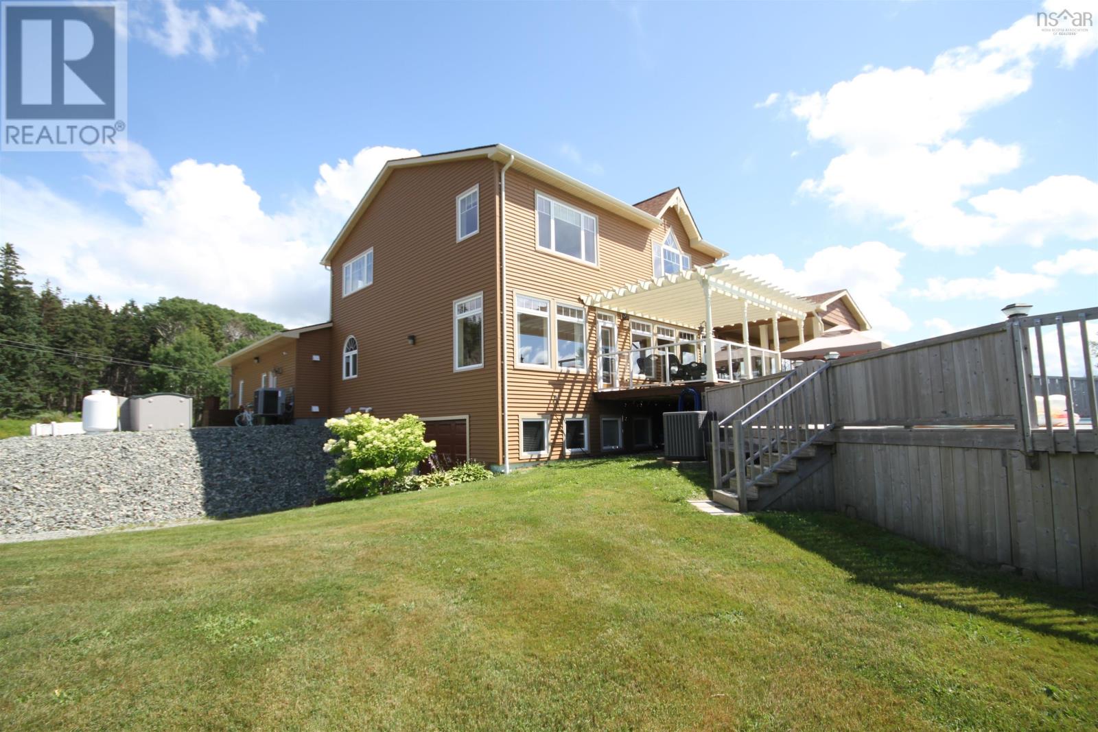 For sale 75 Macdonald Drive, Creignish, Nova Scotia B9A1C7 202402520