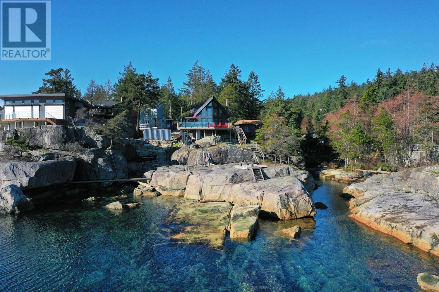 For sale 5275 TAYLOR CRESCENT, Halfmoon Bay, British Columbia V7Z1B5 R2849436 REALTOR.ca