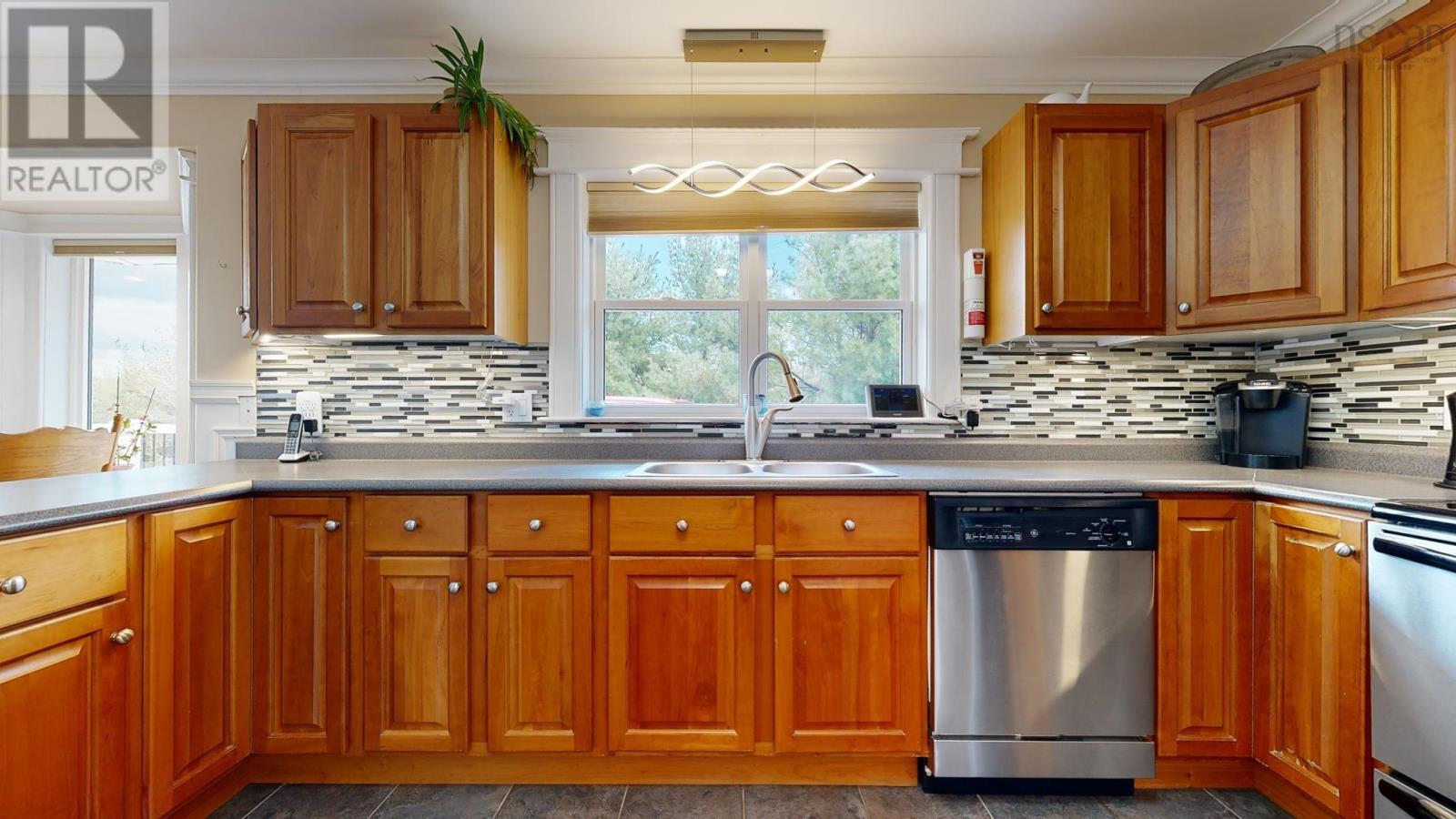 For sale 11 Old Cabin Road, Lake Charlotte, Nova Scotia B0J2L0