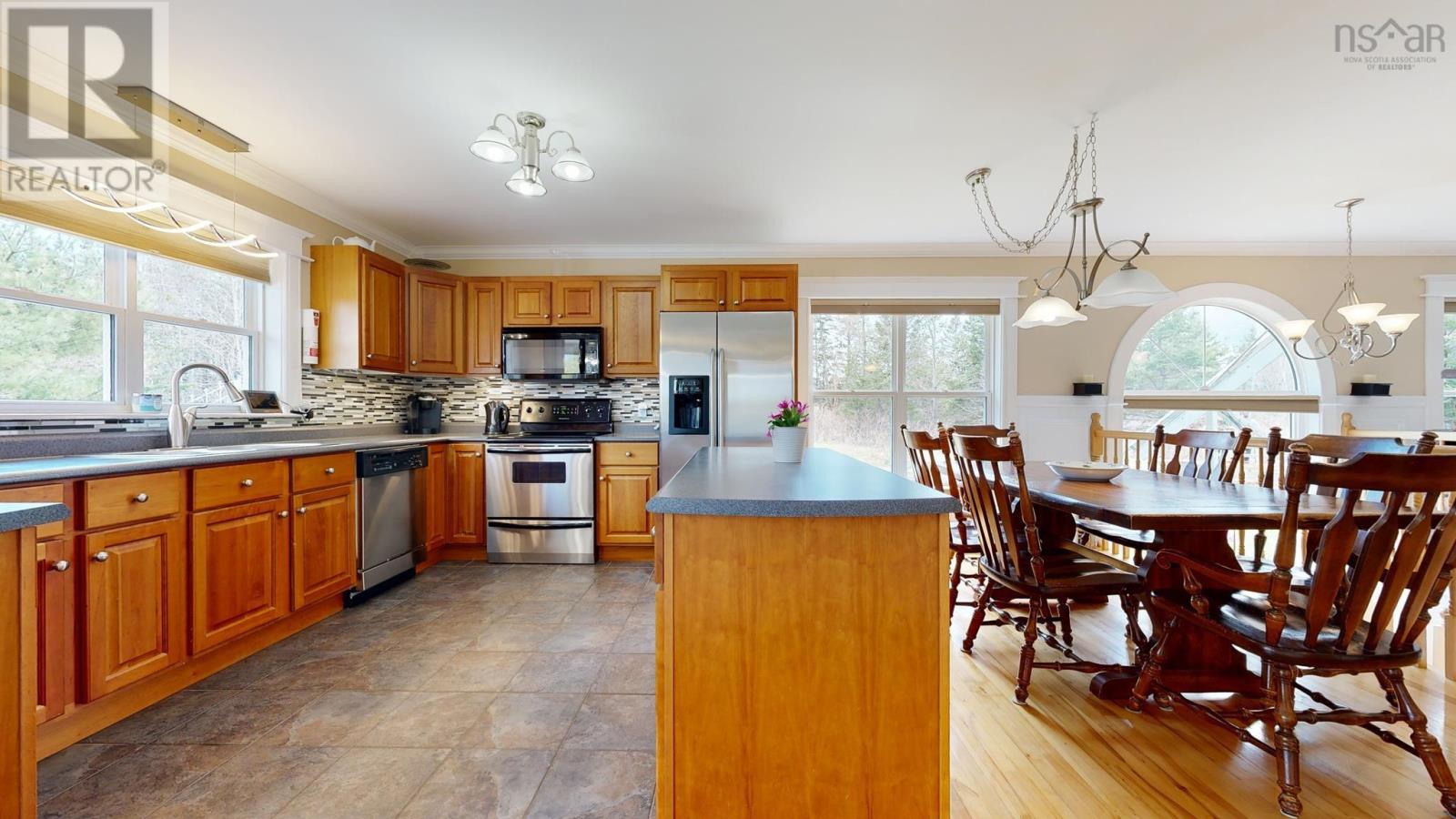 For sale 11 Old Cabin Road, Lake Charlotte, Nova Scotia B0J2L0