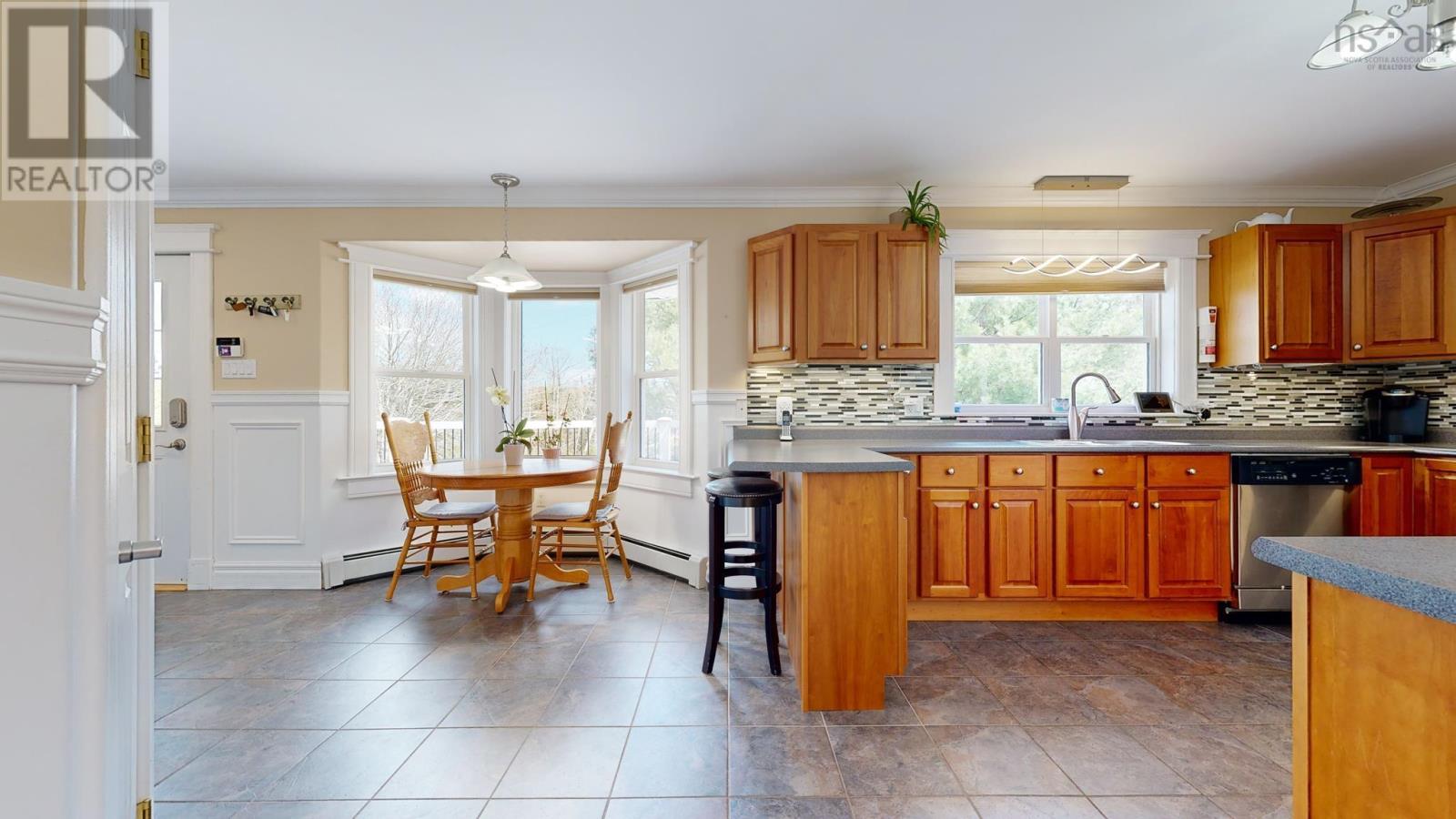 For sale 11 Old Cabin Road, Lake Charlotte, Nova Scotia B0J2L0