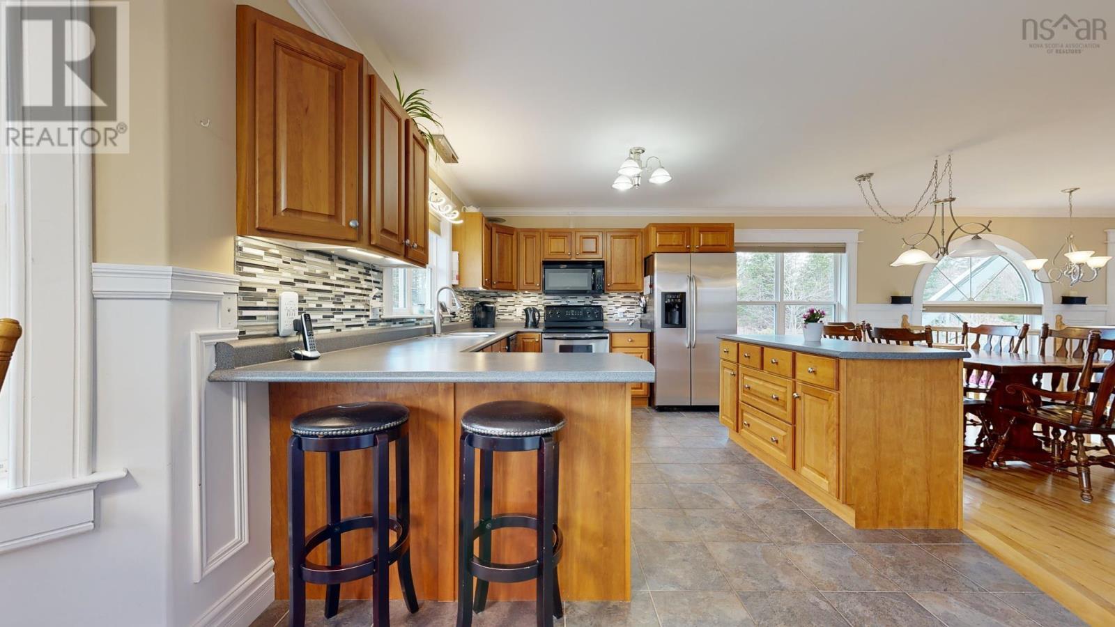 For sale 11 Old Cabin Road, Lake Charlotte, Nova Scotia B0J2L0