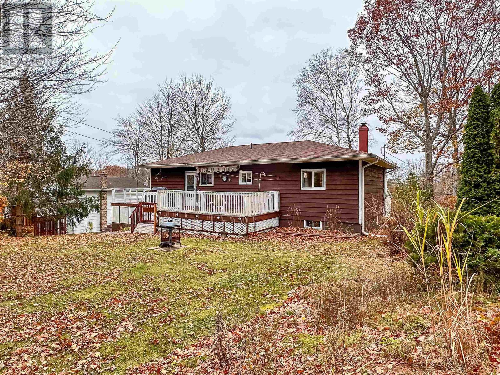 For sale 1706 Cumberland Drive, Coldbrook, Nova Scotia B4R1A4