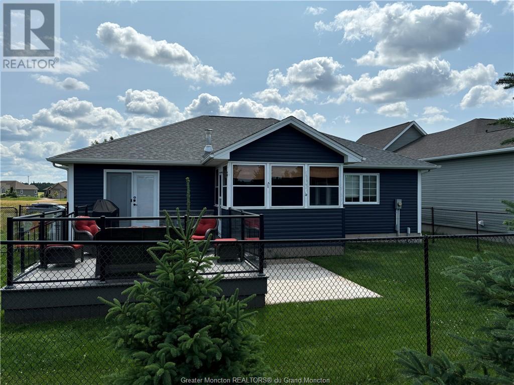 For sale 446 Royal Oaks BLVD, Moncton, New Brunswick E1H3S7 M157356