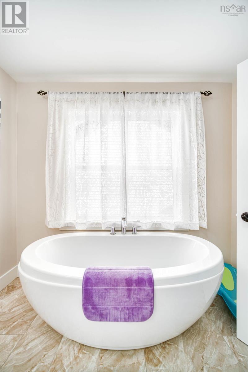 For sale 82 Bradford Place, Bedford, Nova Scotia B4B0R6 202307214