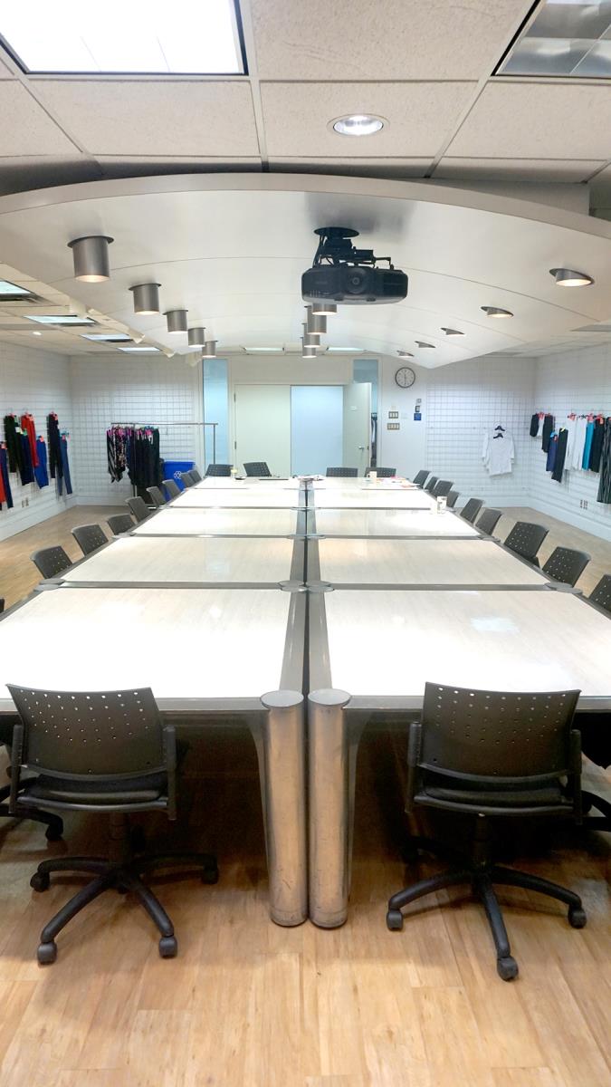 For lease 1670 Inkster Blvd, Winnipeg, Manitoba R2X2W8