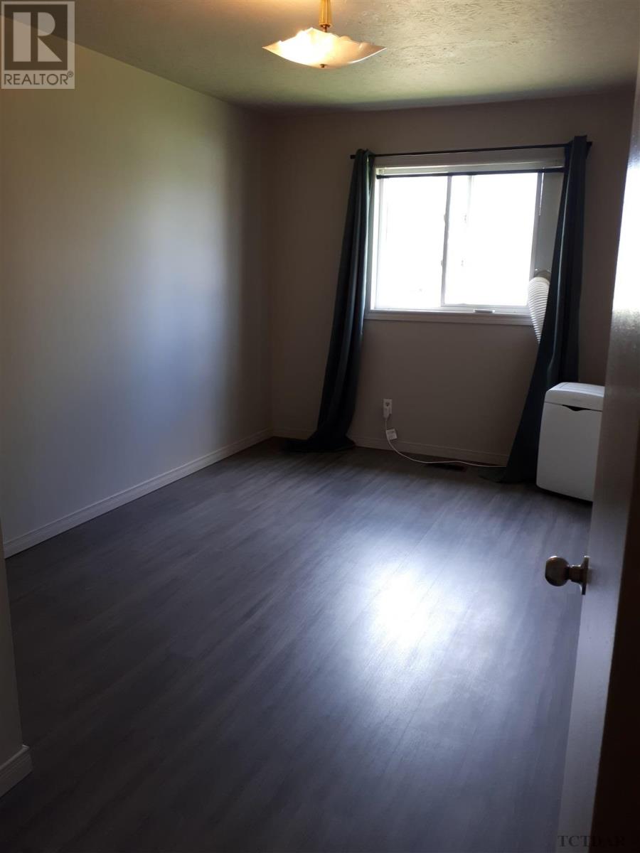 For sale 13 Dupont ST, Smooth Rock Falls, Ontario P0L2B0 TM232317