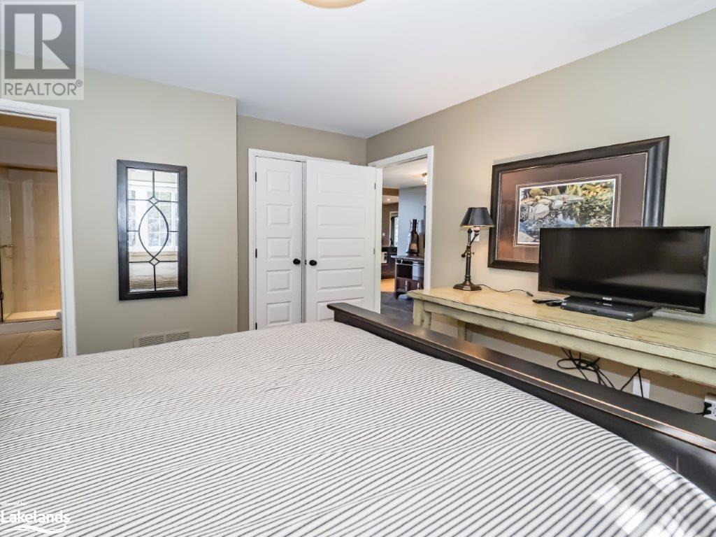 For sale 3876 MUSKOKA RD HWY 118 W Unit Sandfield 4 Week 1, Port