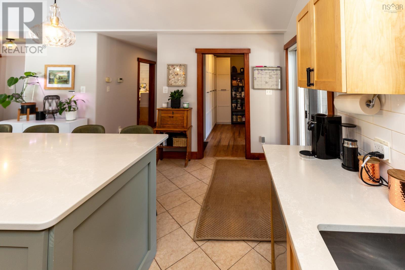 171 Windward Avenue, Spectacle Lakes, Nova Scotia B0J2C0 REALTOR.ca