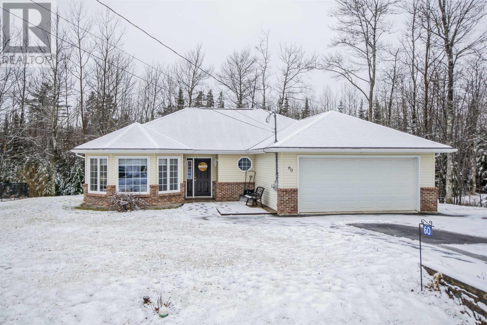 60 White Road, Enfield, Nova Scotia B2T1L4 REALTOR.ca