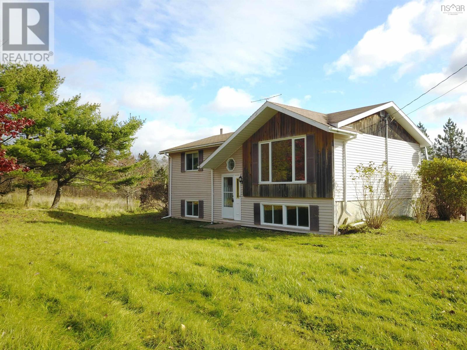 For sale: 514 GILLIS POINT Road, Iona, Nova Scotia B2C1L1 - 202324627 ...