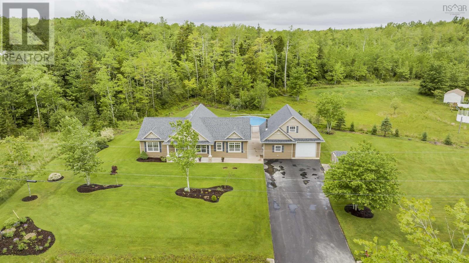 17 Abbie Grace Lane, Stewiacke, Nova Scotia B0N2J0 REALTOR.ca