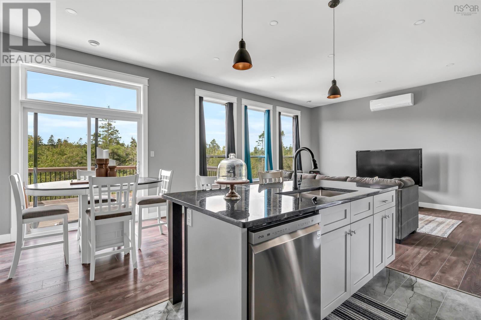 647 Bellefontaine Road, West Chezzetcook, Nova Scotia B0J2L0 REALTOR.ca