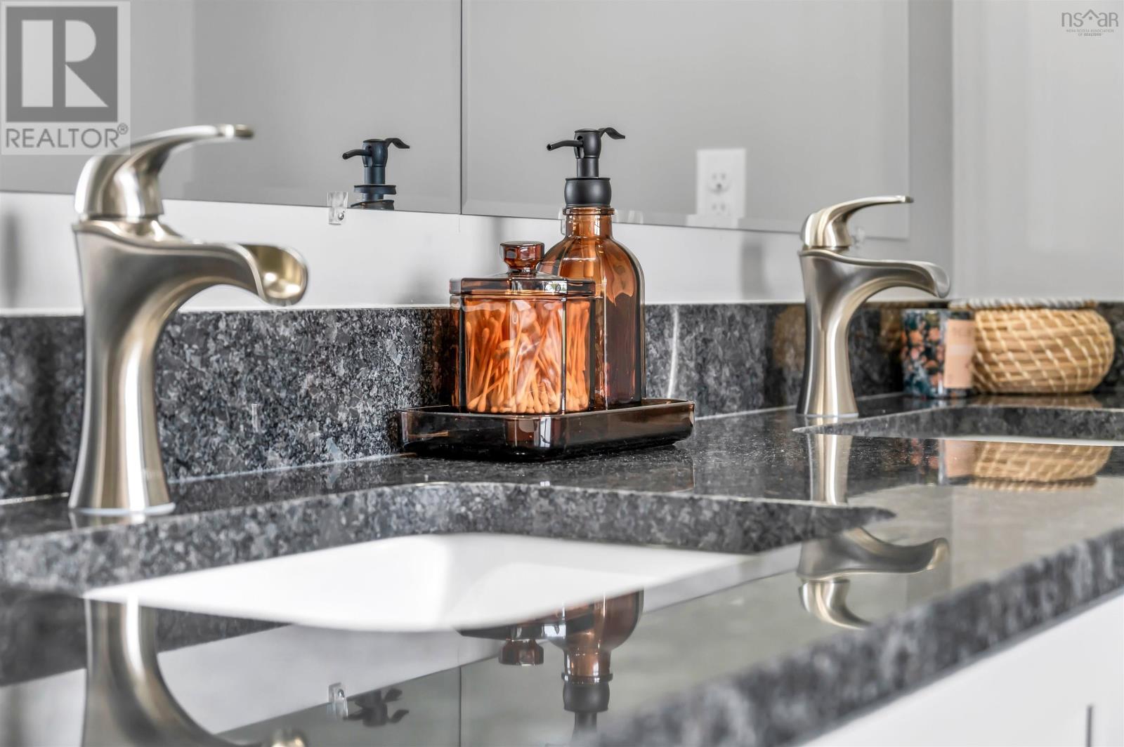 647 Bellefontaine Road, West Chezzetcook, Nova Scotia B0J2L0 REALTOR.ca