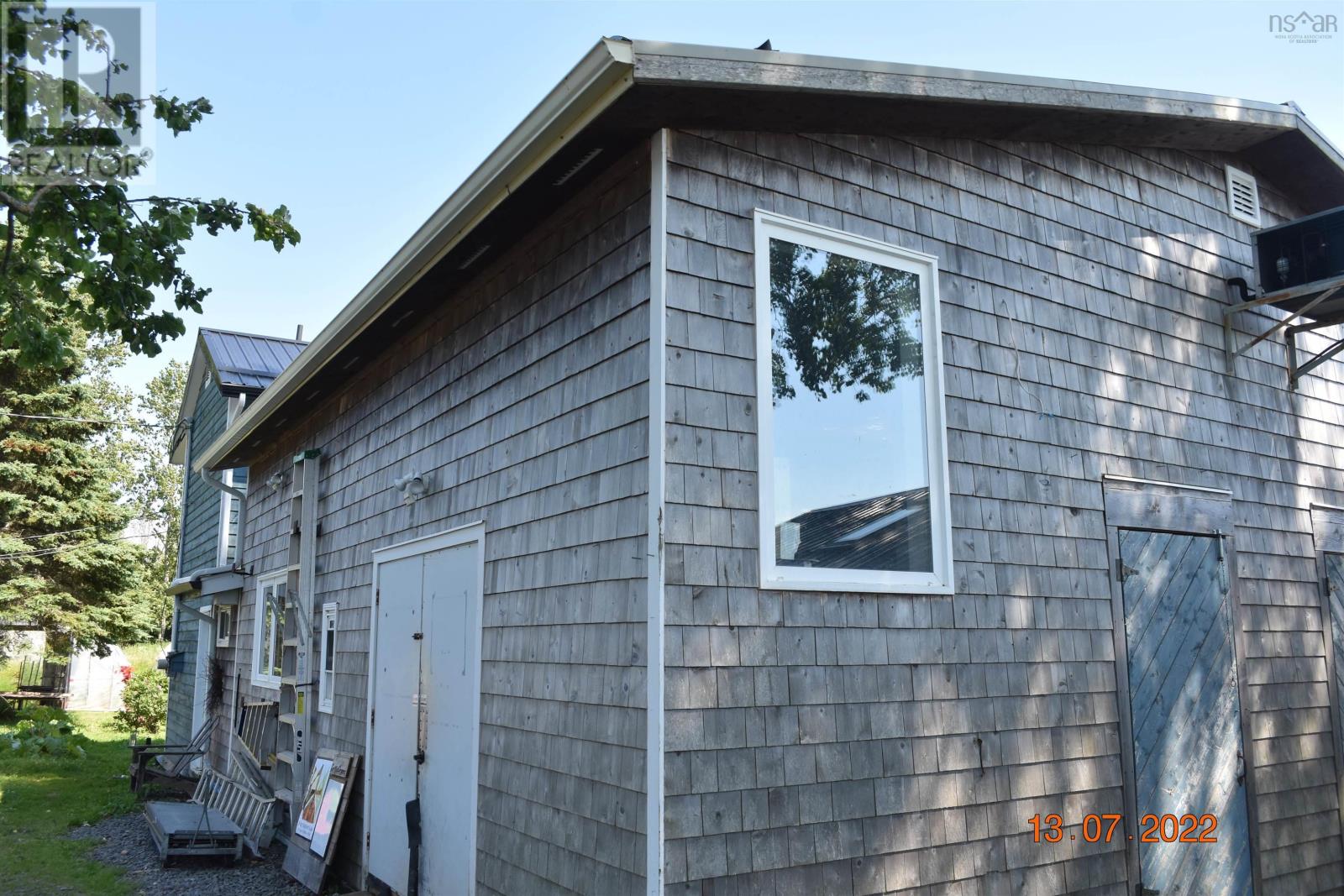 For sale 8244 HWY 215, Selma, Nova Scotia B0N1T0 202403347 REALTOR.ca