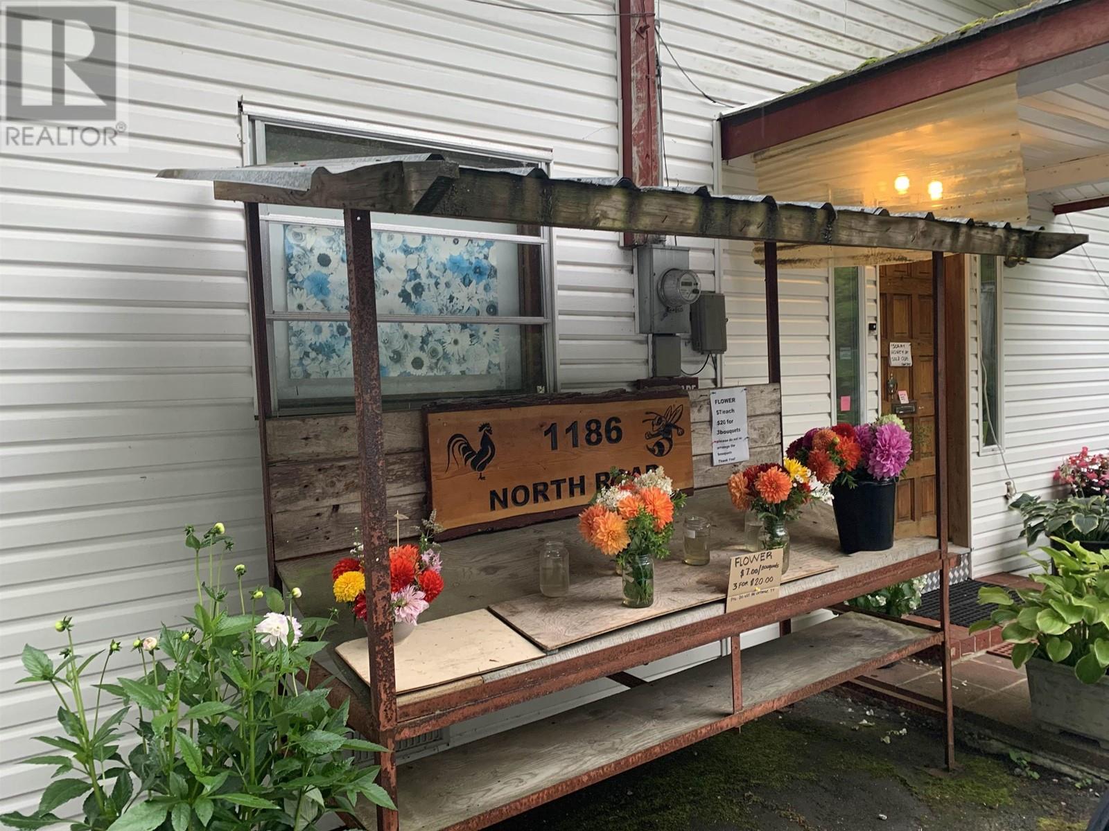 For sale 1186 NORTH ROAD, Gibsons, British Columbia V0N1V1 R2835420