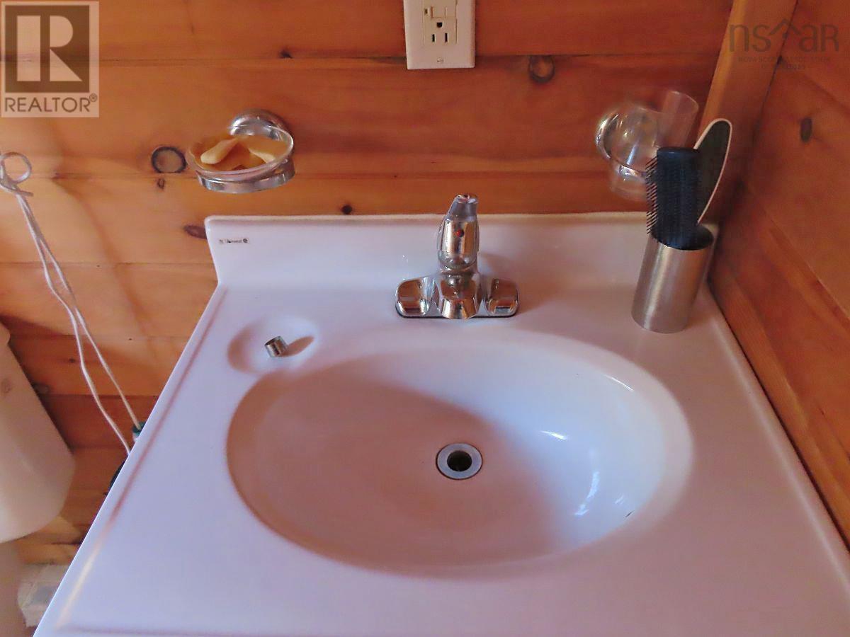 For sale 63 Schmidt Road S, Half Island Cove, Nova Scotia B0H1N0