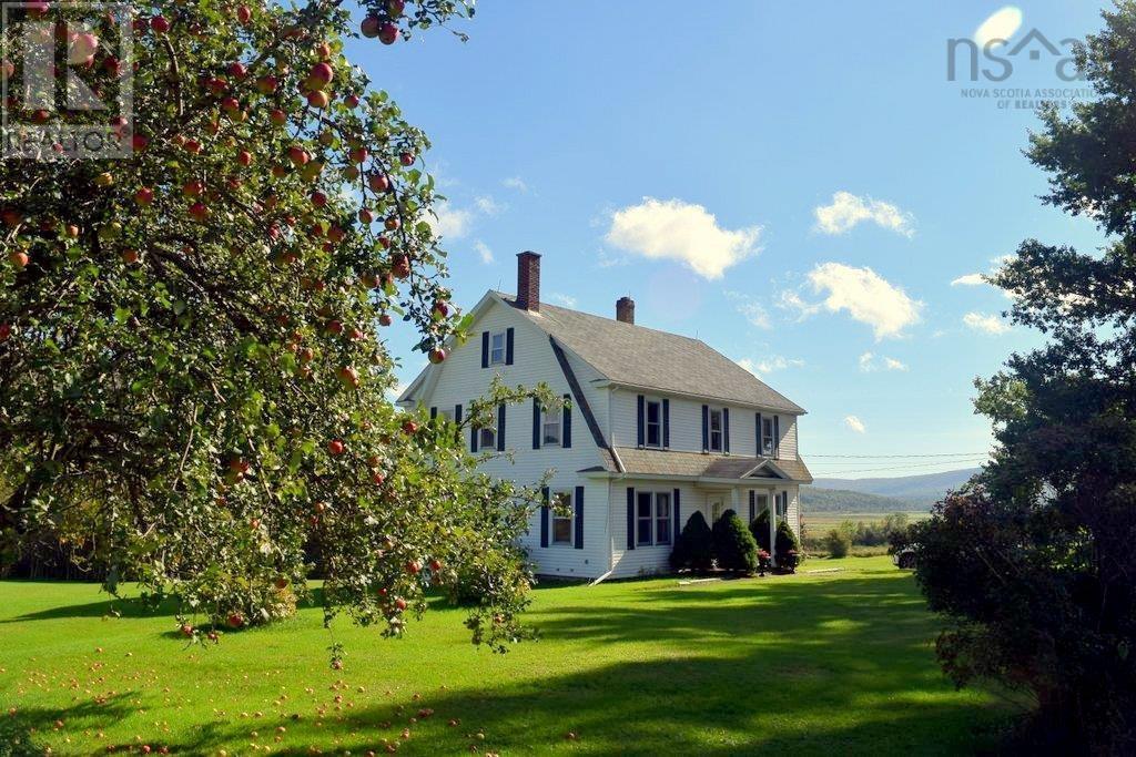 For sale 8562 Cabot Trail, Margaree Forks, Nova Scotia B0E2A0