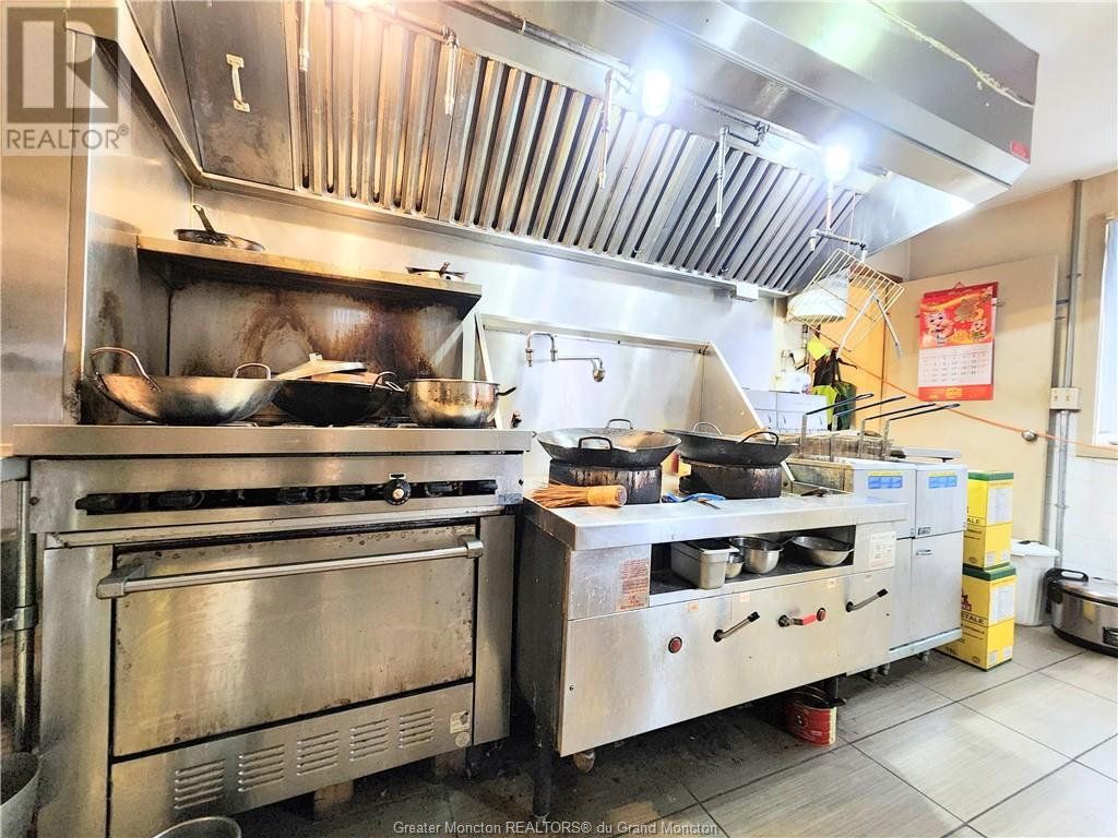 For sale 342 Coverdale RD, Riverview, New Brunswick E1B3J4 M157099