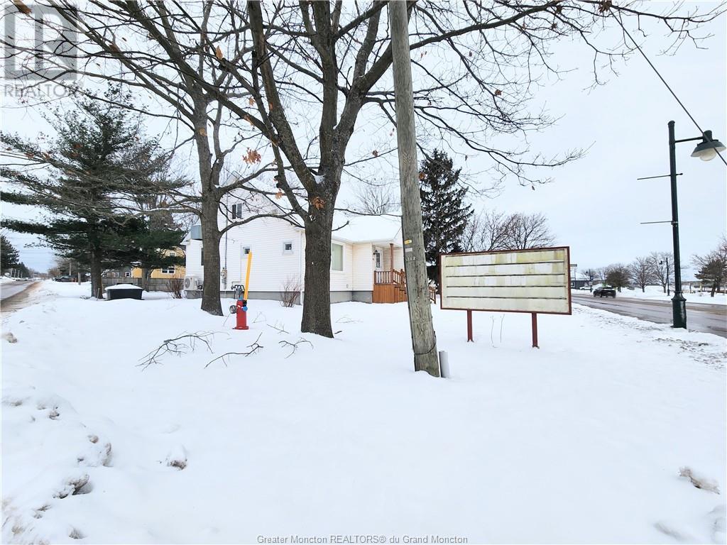 For sale 342 Coverdale RD, Riverview, New Brunswick E1B3J4 M157099
