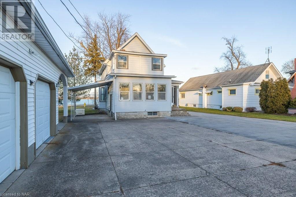 For sale 967 NIAGARA Parkway, Fort Erie, Ontario L2A5M4 40525095