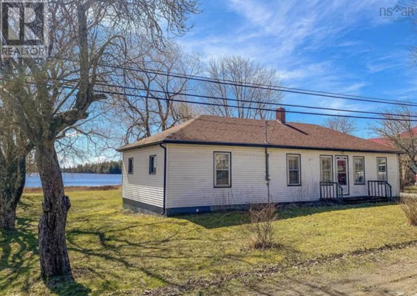 For sale 9773 Highway 8, Caledonia, Nova Scotia B0T1B0 202315617