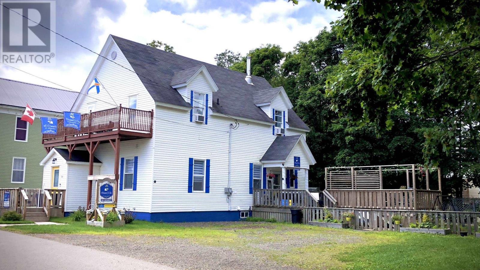 For sale 33 Pleasant Street, Parrsboro, Nova Scotia B0M1S0 202320080
