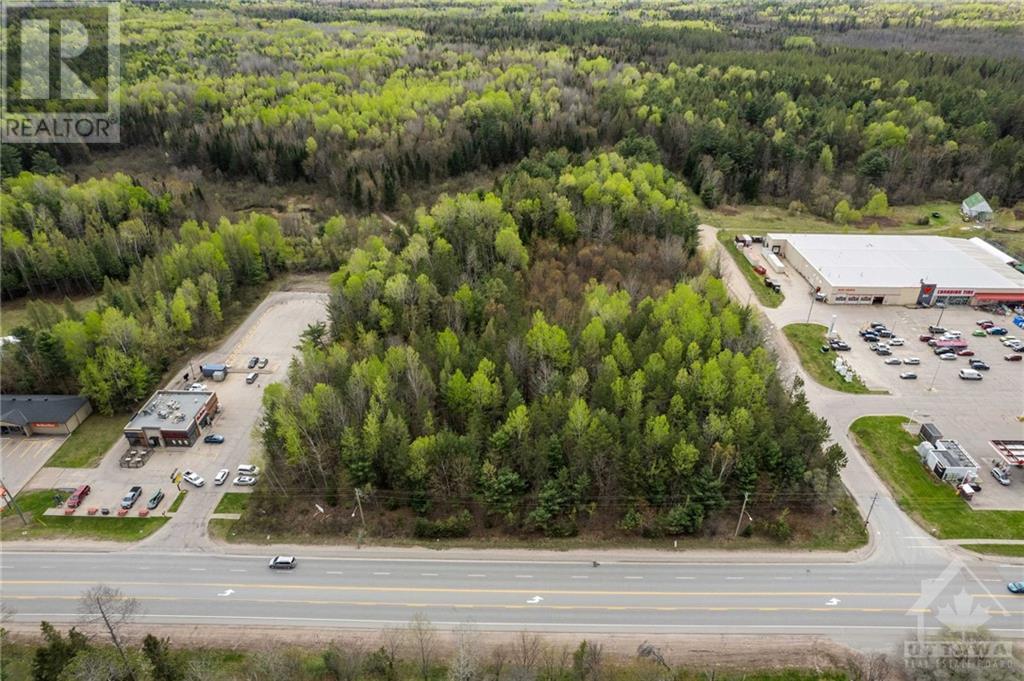 For sale 33235 HIGHWAY 17 HIGHWAY, Deep River, Ontario K0J1P0