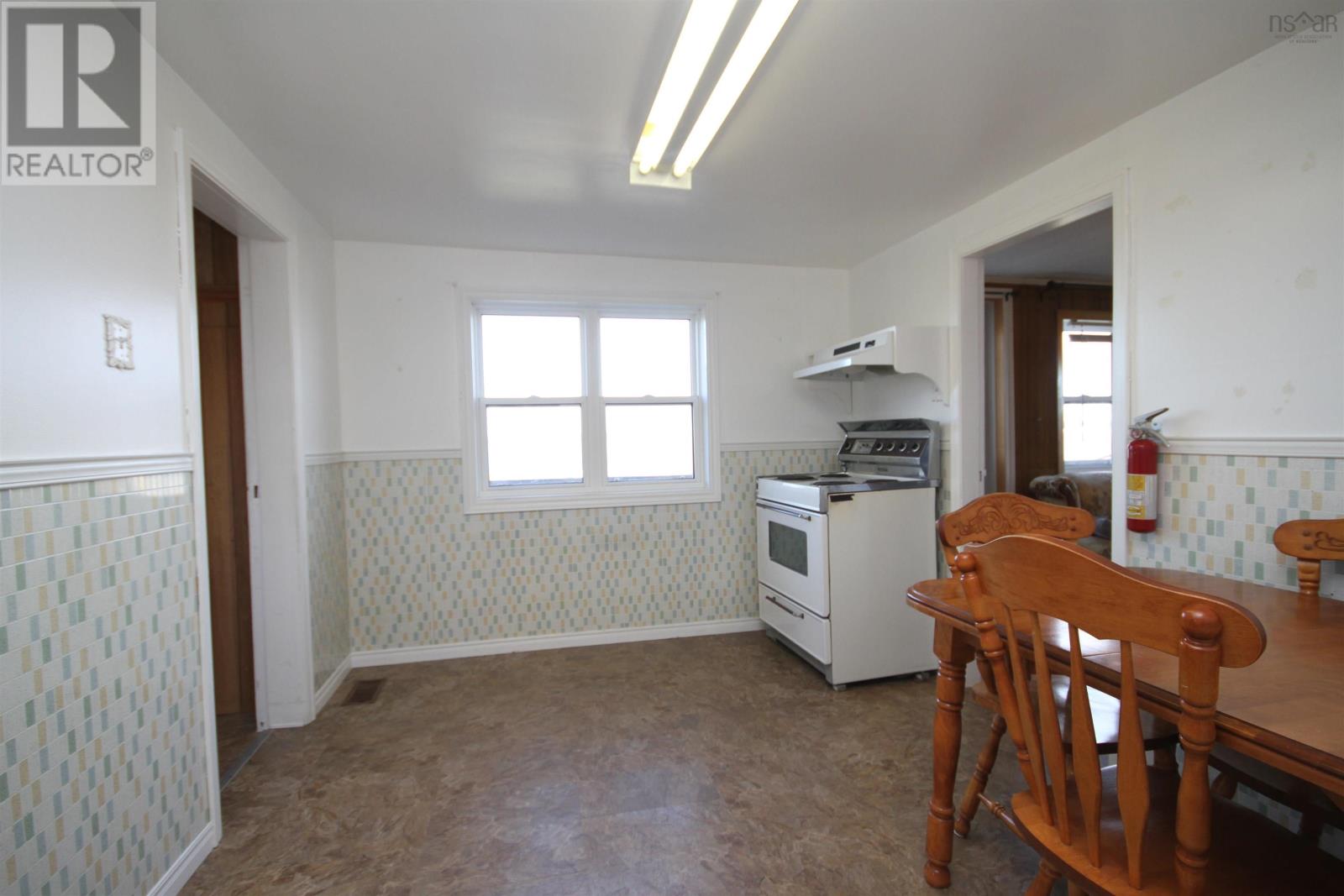 For sale 387 South Side Petit de Grat Road, Alderney Point, Nova
