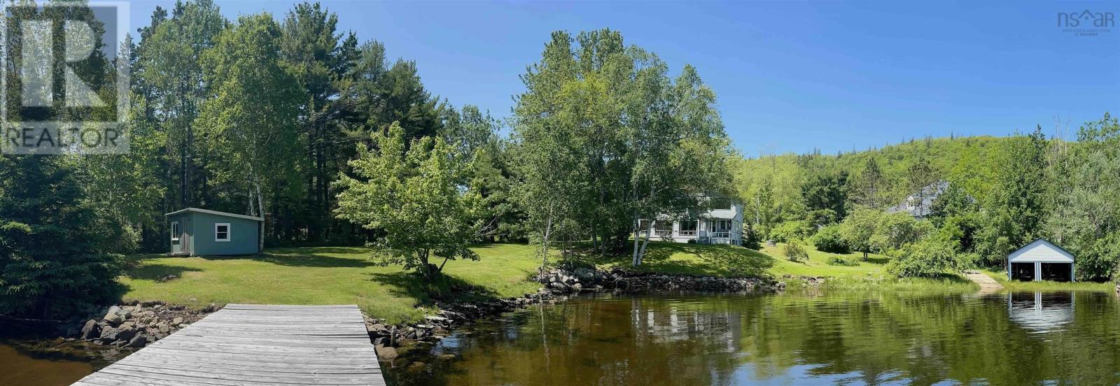 34 Schooner Cove Road, Head Of St. Margarets Bay, Nova Scotia B3Z2B4