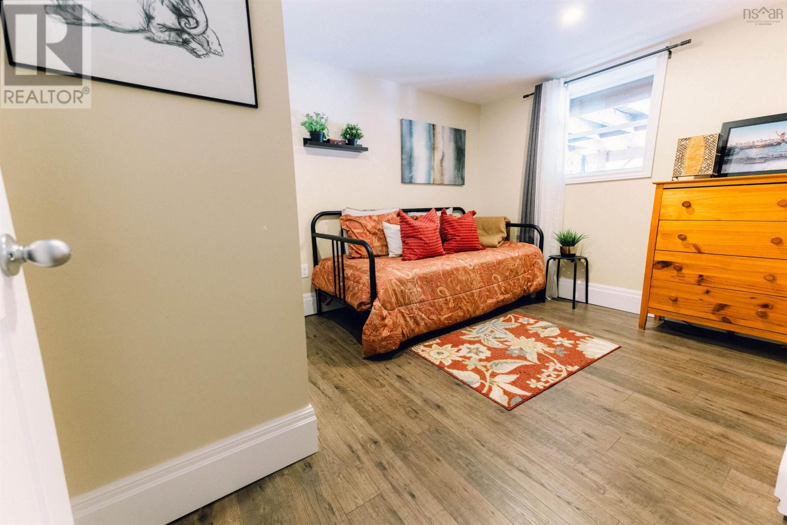 111 Meadowbrook Drive, Bedford, Nova Scotia B4A1R5 REALTOR.ca