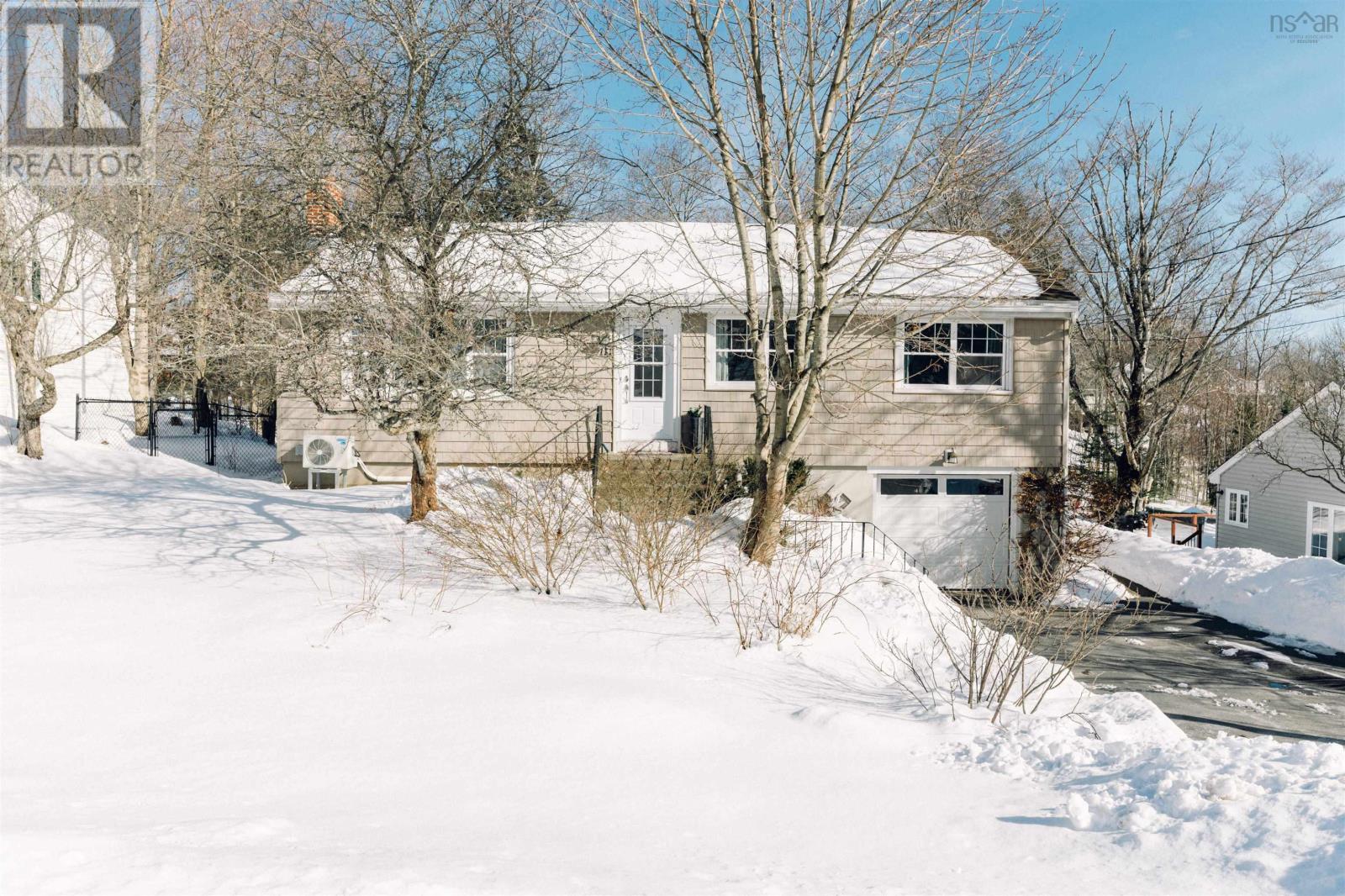 111 Meadowbrook Drive, Bedford, Nova Scotia B4A1R5 REALTOR.ca