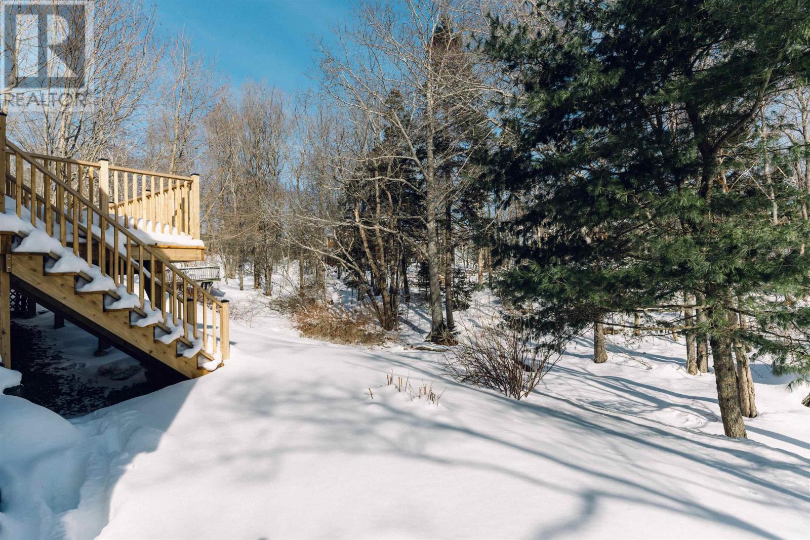 111 Meadowbrook Drive, Bedford, Nova Scotia B4A1R5 REALTOR.ca