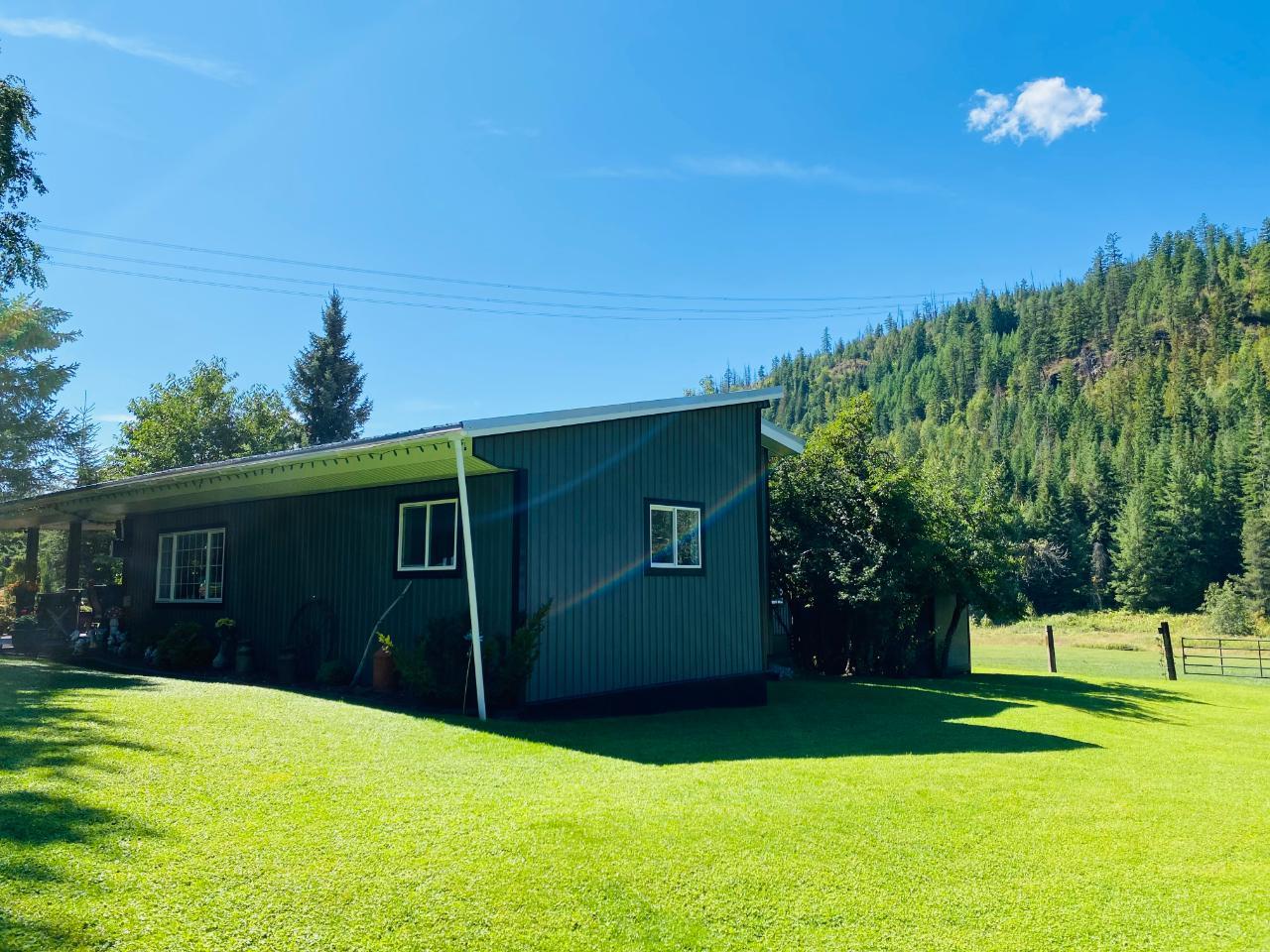 For sale 2505 BARLEY ROAD, Rossland, British Columbia V0G1Y0 2473389 REALTOR.ca
