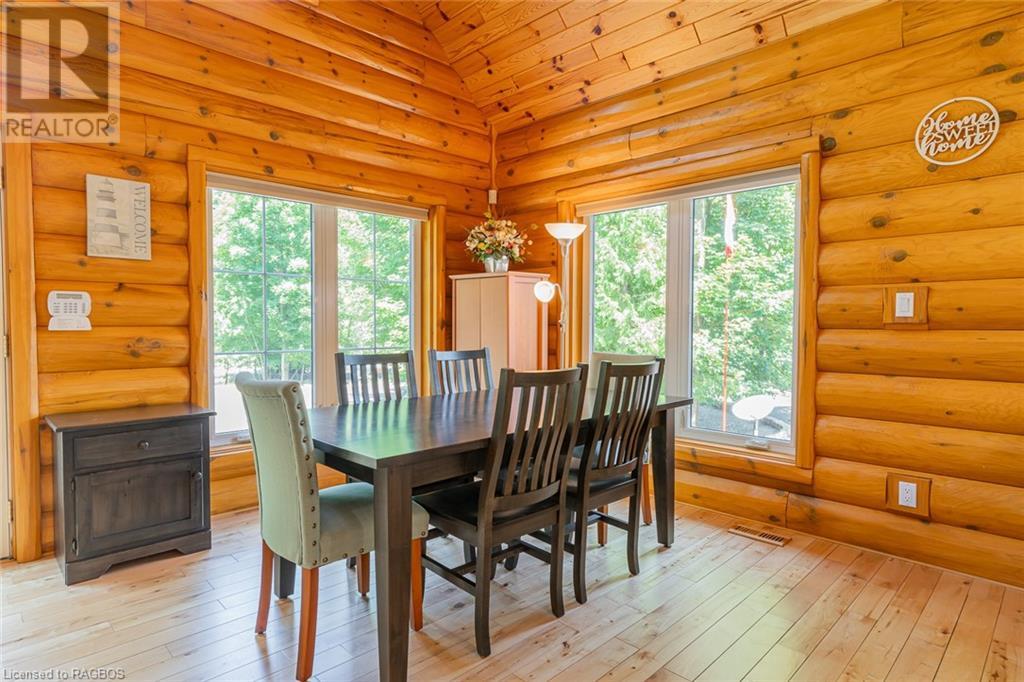 For sale 20 SANDY PINES Trail, Sauble Beach, Ontario N0H2G0 40507032