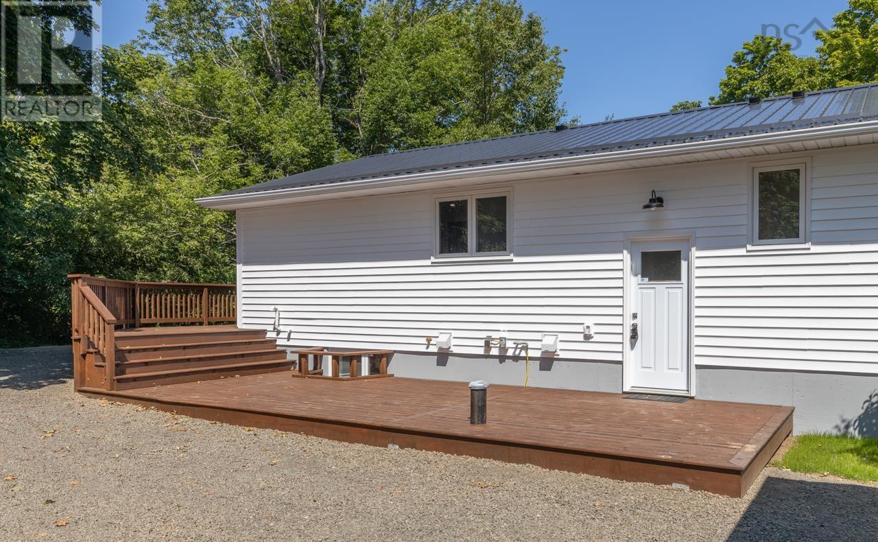 For sale 684 Highway 1 Smiths Cove, Smiths Cove, Nova Scotia B0S1S0