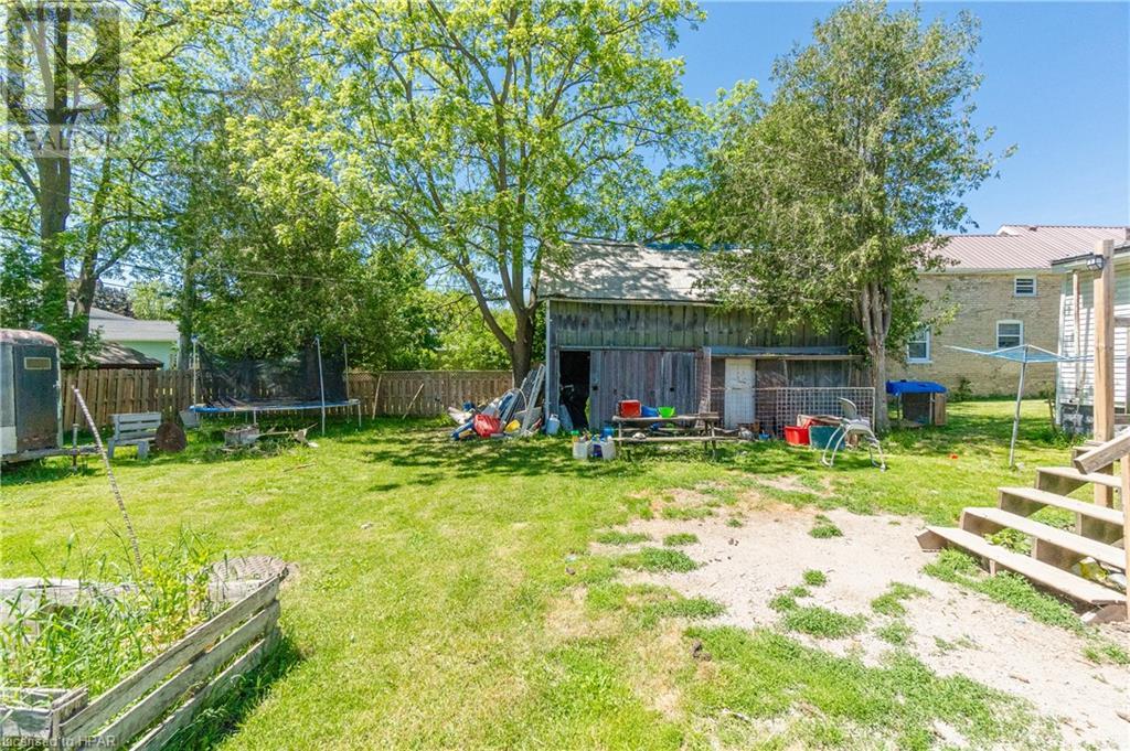 For sale 101 KING Street, Hensall, Ontario N0M1X0 40540233 REALTOR.ca