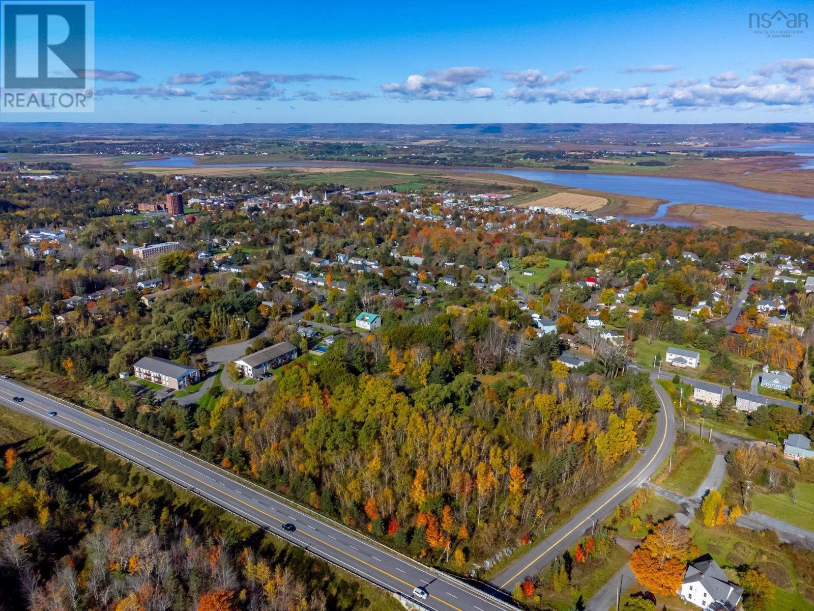 Lots Gaspereau Avenue, Wolfville, Nova Scotia B4P2E6 REALTOR.ca