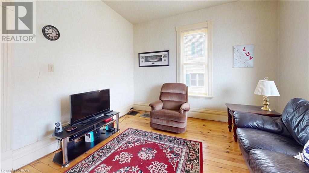 For sale 5967 LINE 8, Kirkton, Ontario N0M1K0 40548109 REALTOR.ca