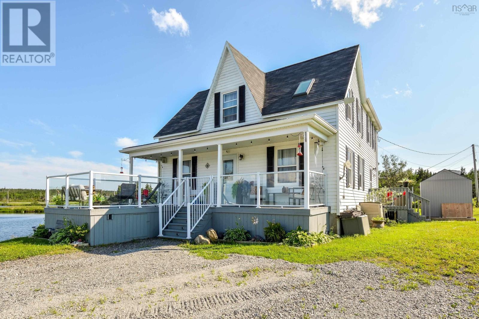For sale 8509 Highway 327, Gabarus, Nova Scotia B1K2B3 202403764