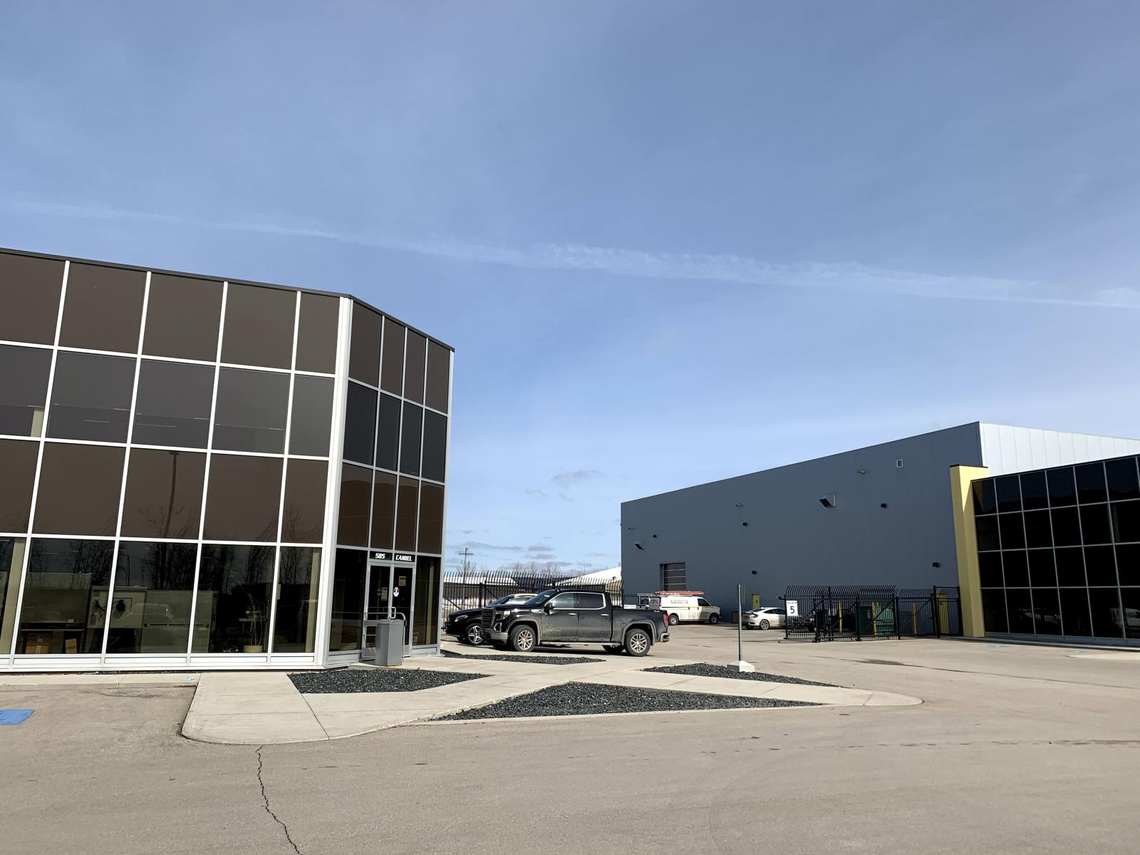 For Lease: 585 Rue Camiel Sys St, Winnipeg, Manitoba R2j4k2 