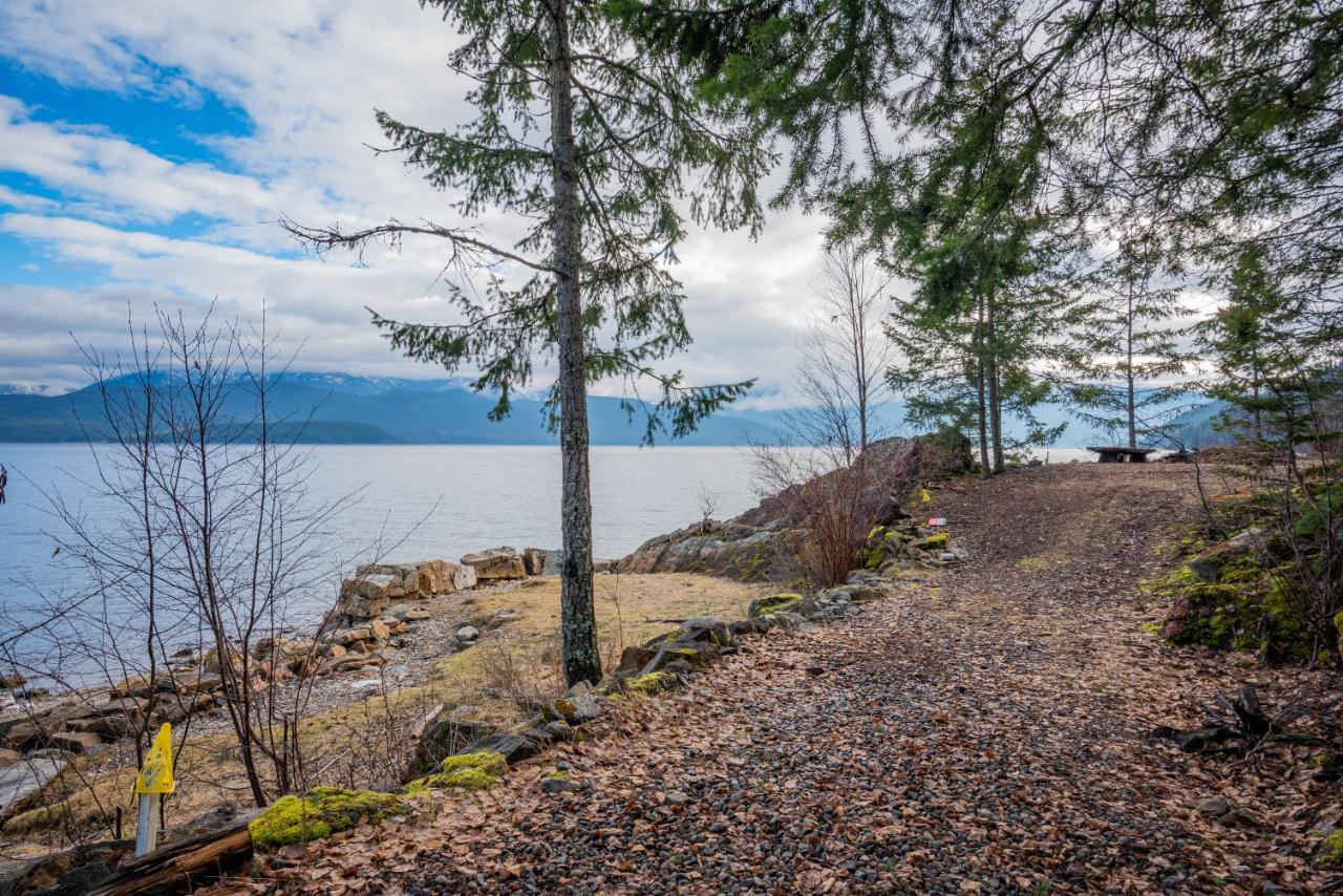 For sale 397 PARK AVENUE, Procter, British Columbia V1L0B6 2475151