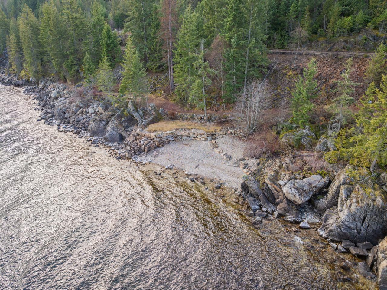 For sale 397 PARK AVENUE, Procter, British Columbia V1L0B6 2475151