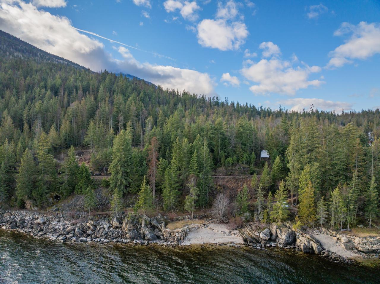 For sale 397 PARK AVENUE, Procter, British Columbia V1L0B6 2475151