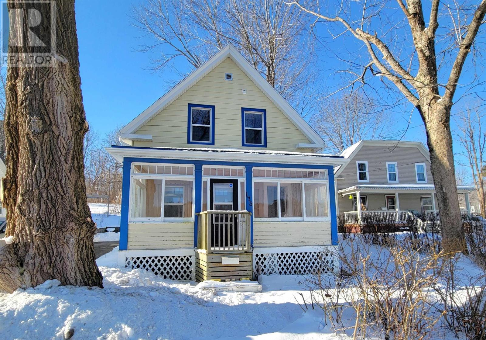 For sale 173 King Street, Bridgewater, Nova Scotia B4V1A5 202402510