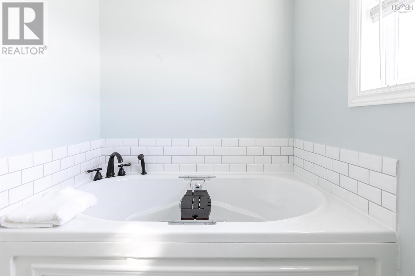 For sale 141 Seacrest Drive, Seafoam, Nova Scotia B0K1N0 202403623 REALTOR.ca