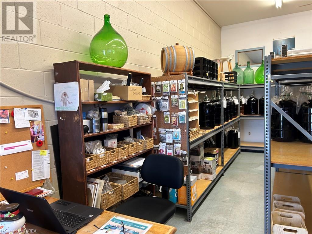 For sale 839 STONE Street N Unit 5, Gananoque, Ontario K7G1G7