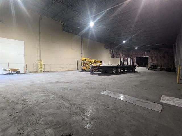 For sale: 2200 Boul. Industriel, #9, Magog, Quebec J1X5T3 - 10433799 ...