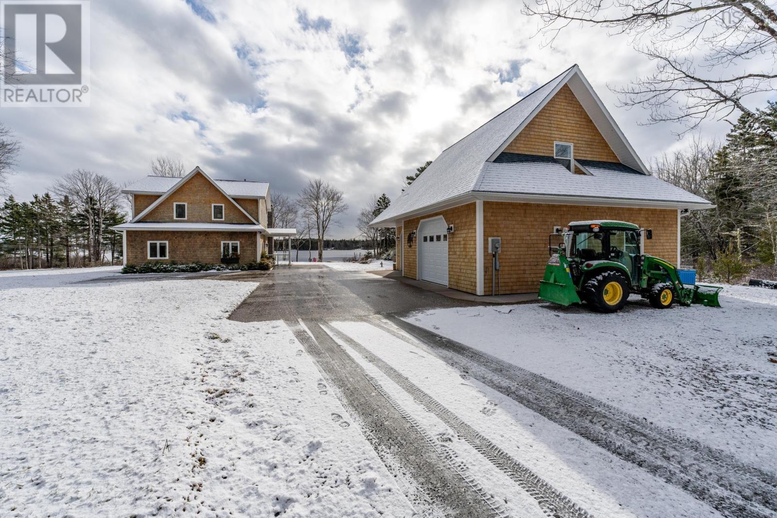 For sale 148 Kings Lake Lane, Tusket, Nova Scotia B0W3M0 202401124
