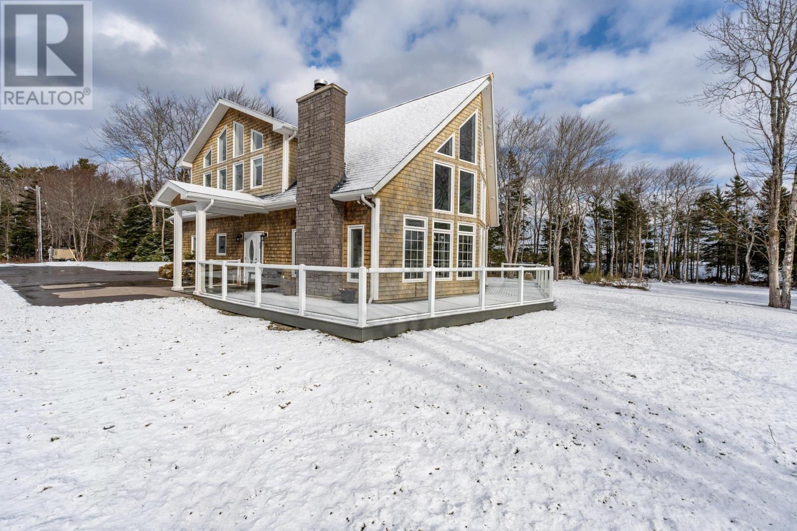 For sale 148 Kings Lake Lane, Tusket, Nova Scotia B0W3M0 202401124